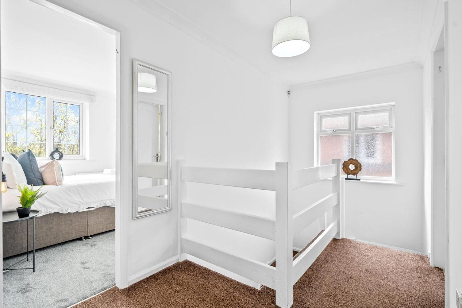 Spacious 5 Bedroom House Nottingham Exteriör bild