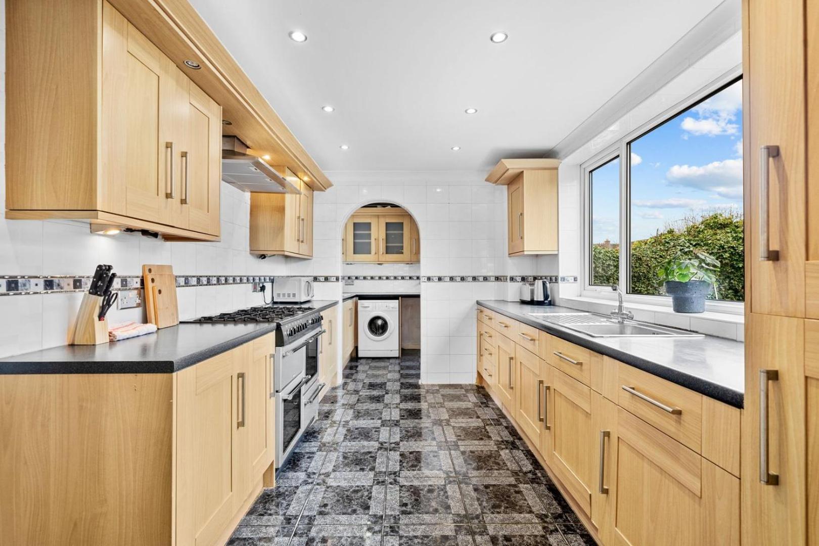 Spacious 5 Bedroom House Nottingham Exteriör bild